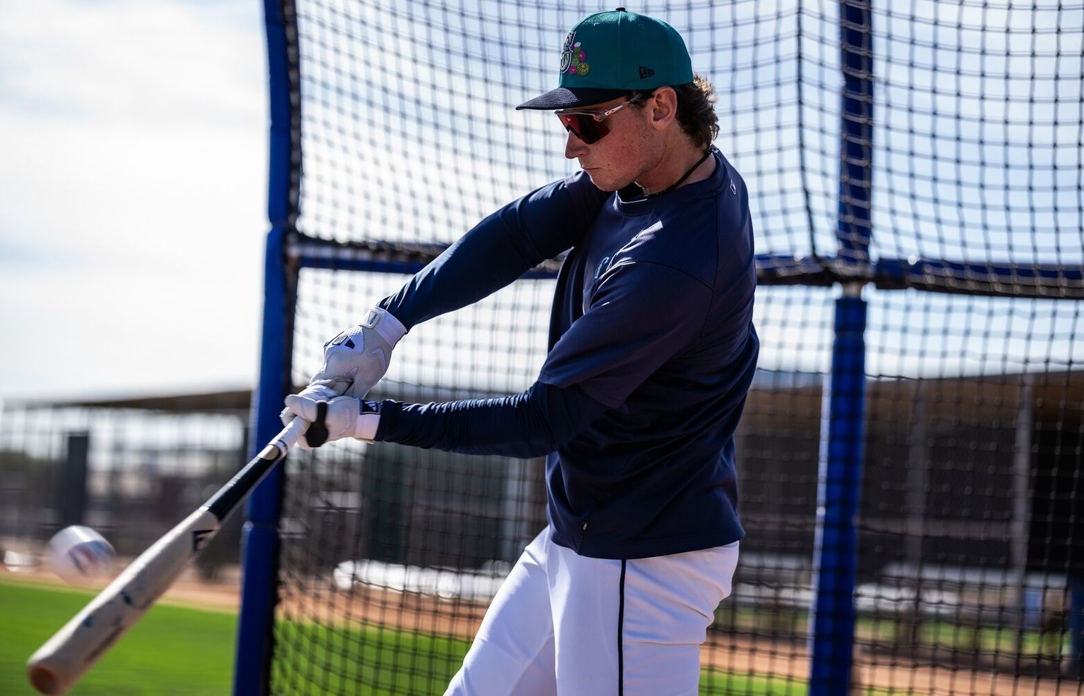 Mariners’ Kade Anderson flashes intensity in impressive BP vs. starters ...