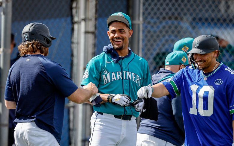 How Mariners star Julio RodrĂguez found himself — as a player and a leader | The Seattle Times