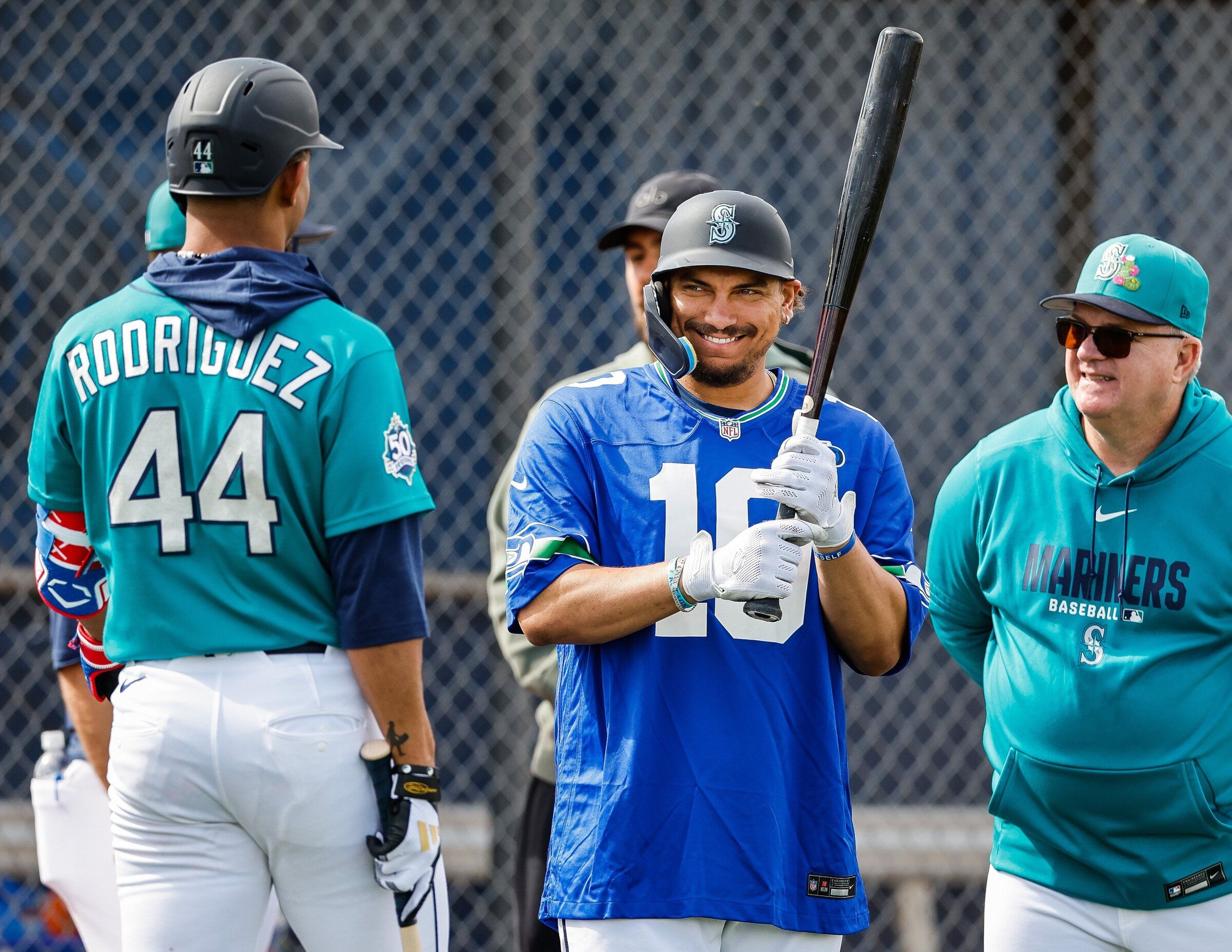 Mariners' Josh Naylor on jersey collection: 'I want to represent