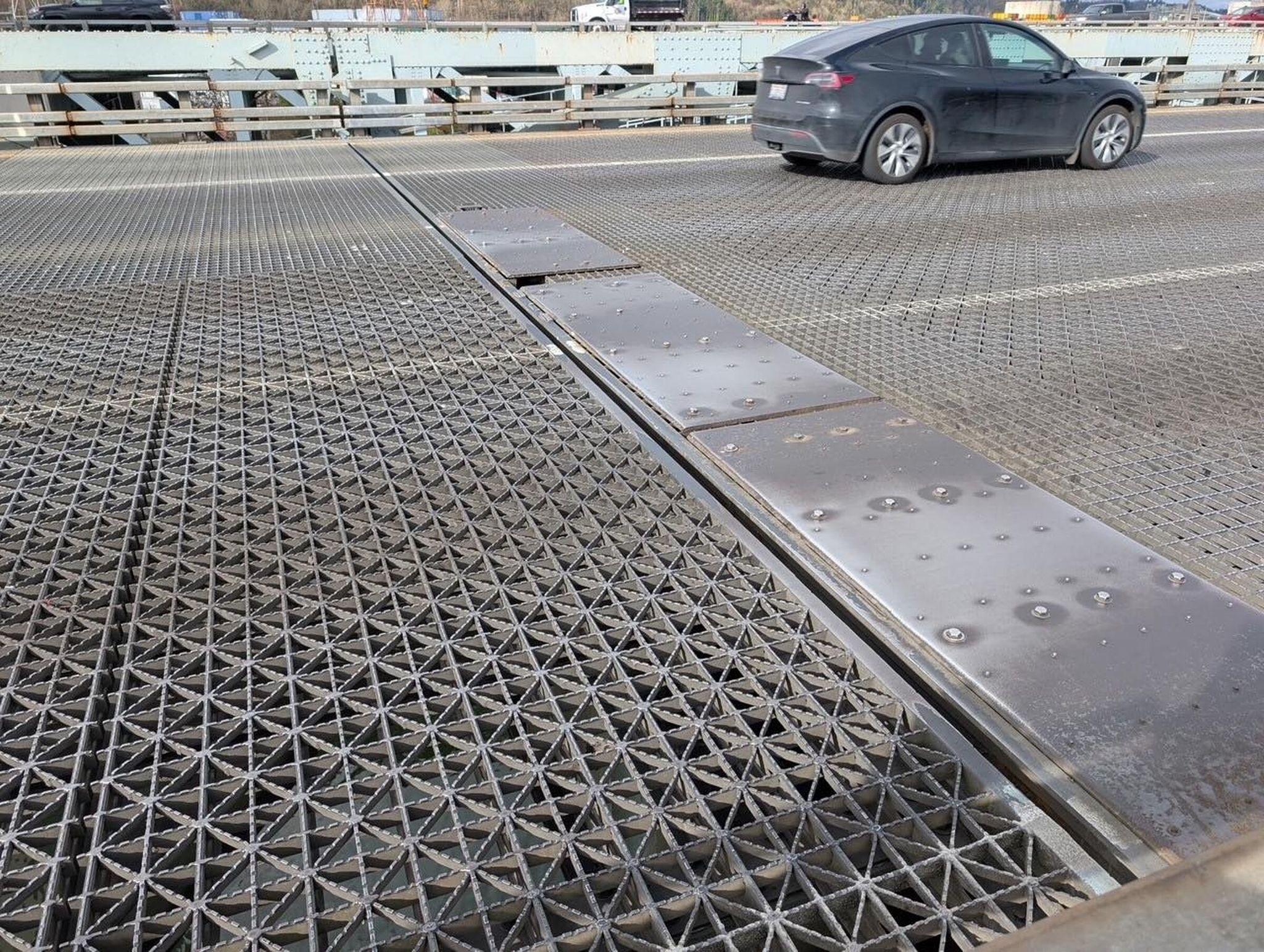 The two right lanes of the First Avenue South bridge, which is part of Highway 99, are closed due to an issue with the steel open-grid deck. (Provided by WSDOT)
