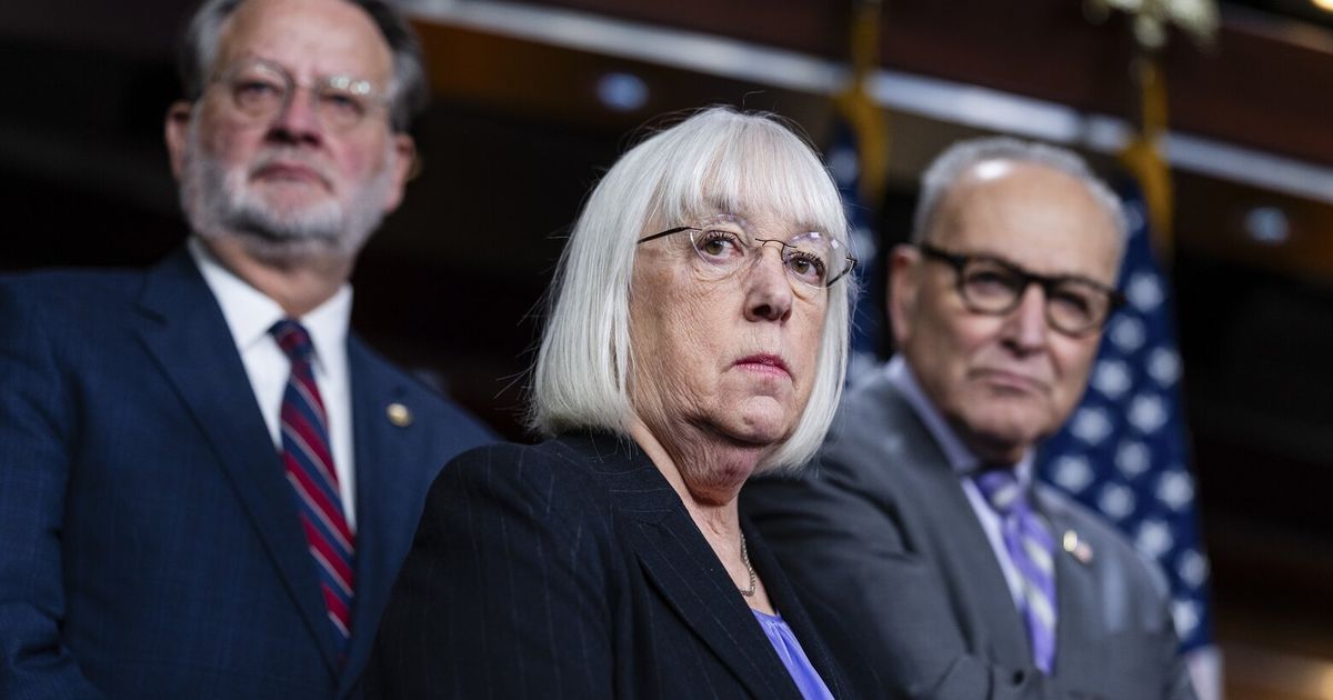 Murray delivers sharp critique as Democrats counter Trump's SOTU