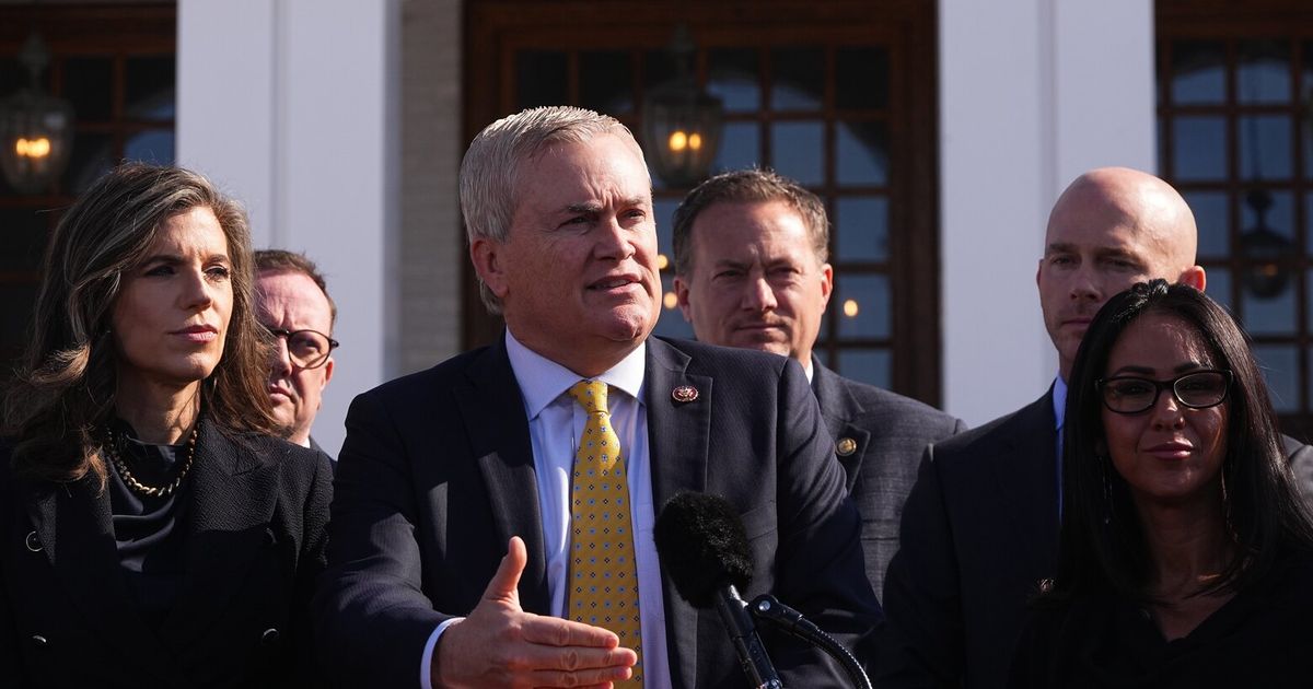 Hillary Clinton’s deposition on Epstein disrupted by leak of photo of her testifying