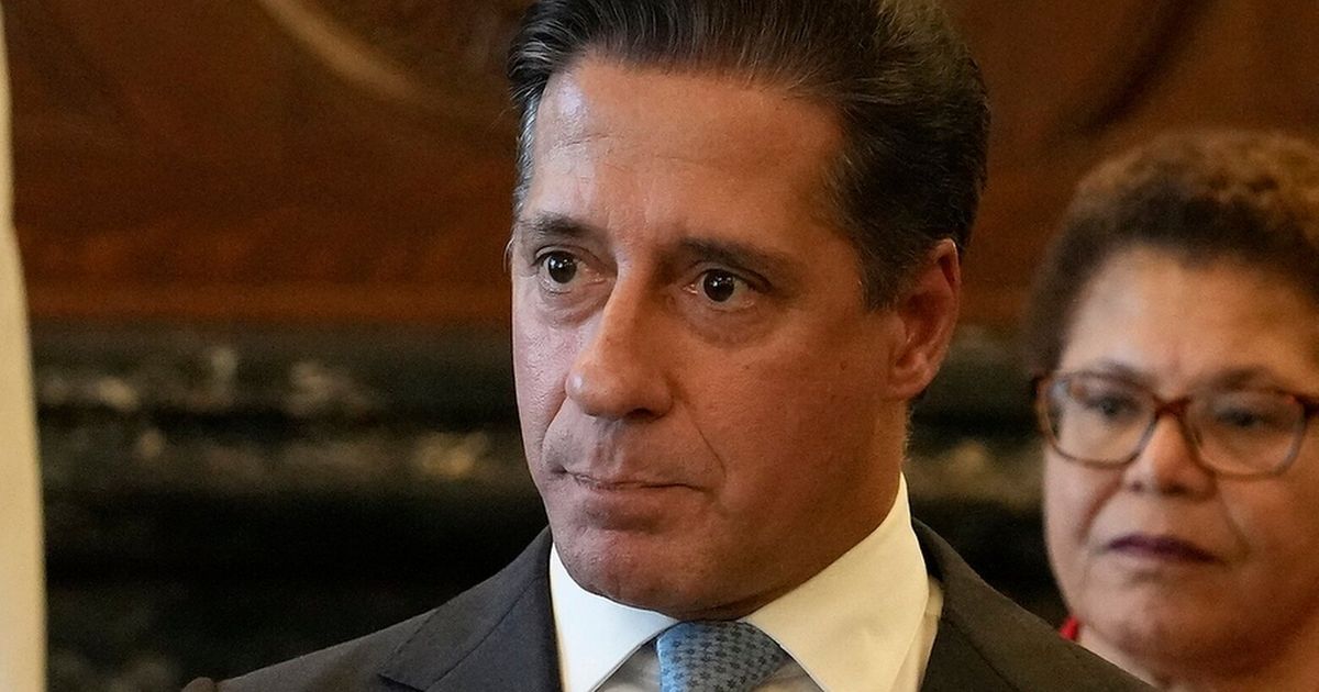 Los Angeles school superintendent placed on paid leave during federal ...