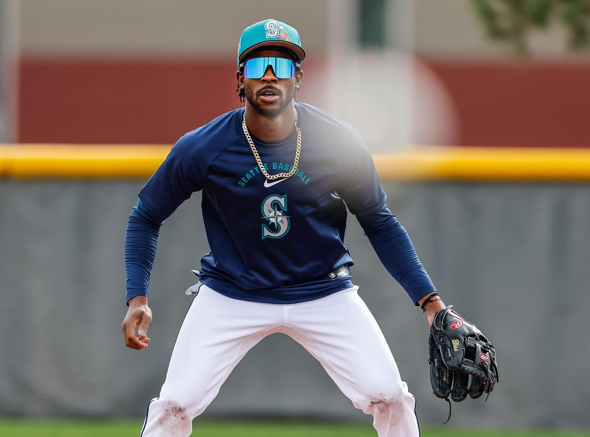 Ryan Bliss, after season of injuries, is happy to show Mariners he belongs  … again | The Seattle Times