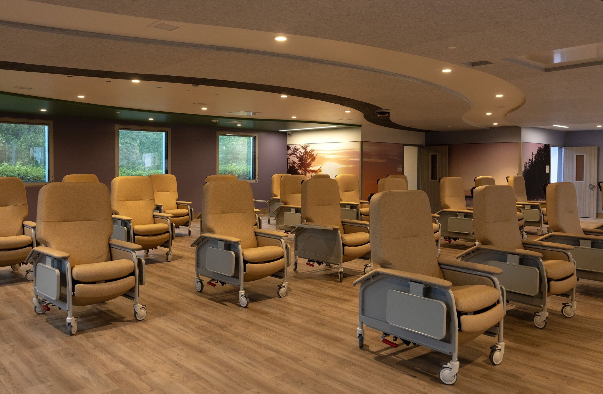 King County selected MultiCare Behavioral Health to operate its third crisis care center, in the southern part of the county. The Kirkland crisis center, operated by Connections Health Solutions and shown here, was the first of the county’s five planned centers.Observation rooms like these are a common feature of 24-hour centers that accept walk-in visitors. (Nick Wagner / The Seattle Times, 2024)