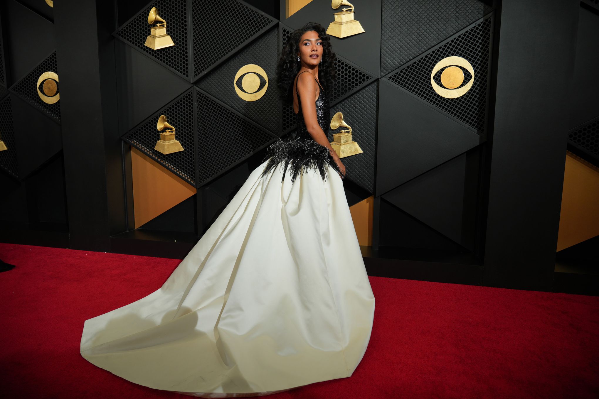 Addison Rae, Olivia Dean and other rising stars take up space on Grammys  red carpet | The Seattle Times