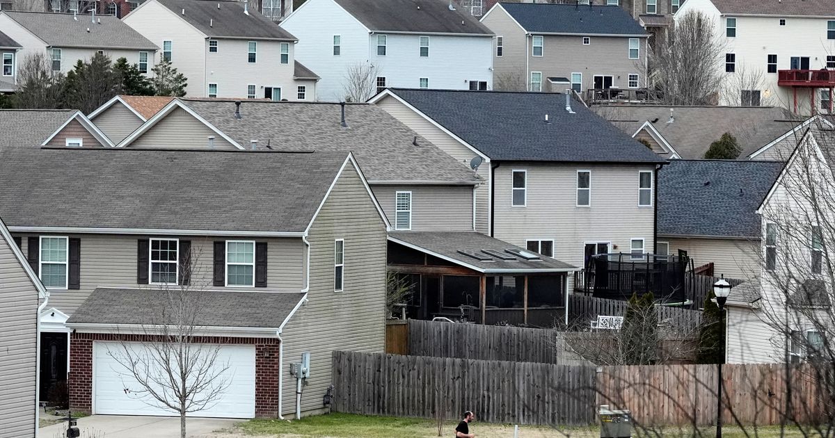 Average US long-term mortgage rate ticks up to 6%, ending a three-week slide