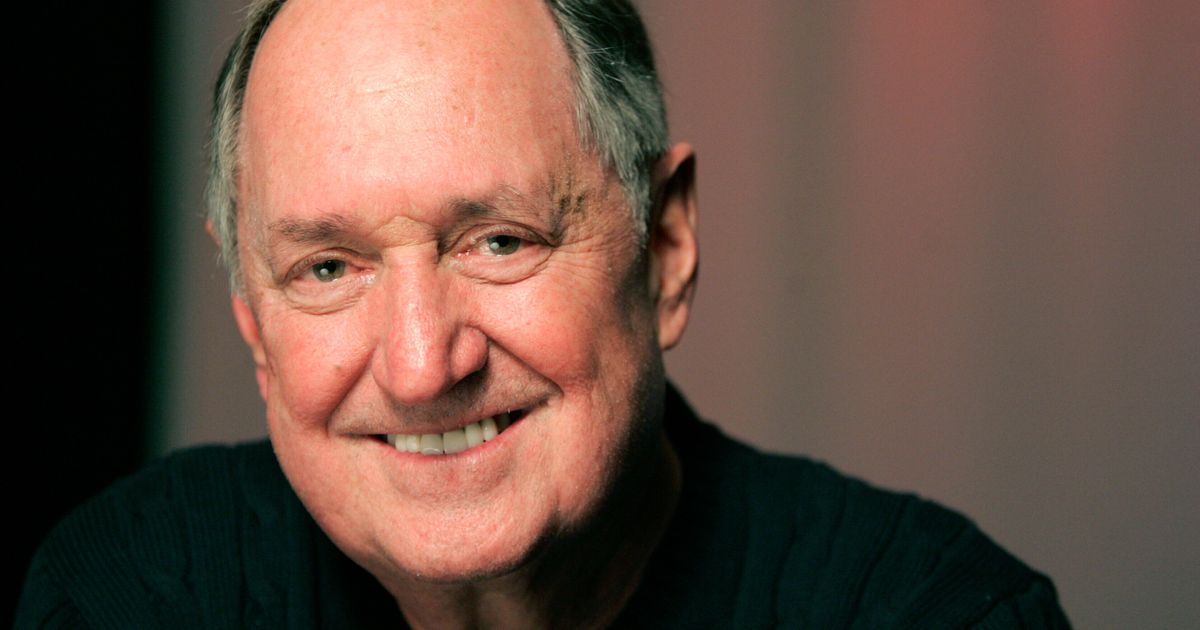 Neil Sedaka, the singer-songwriter behind dozens of hits of the 1960s and ’70s, dies at age 86