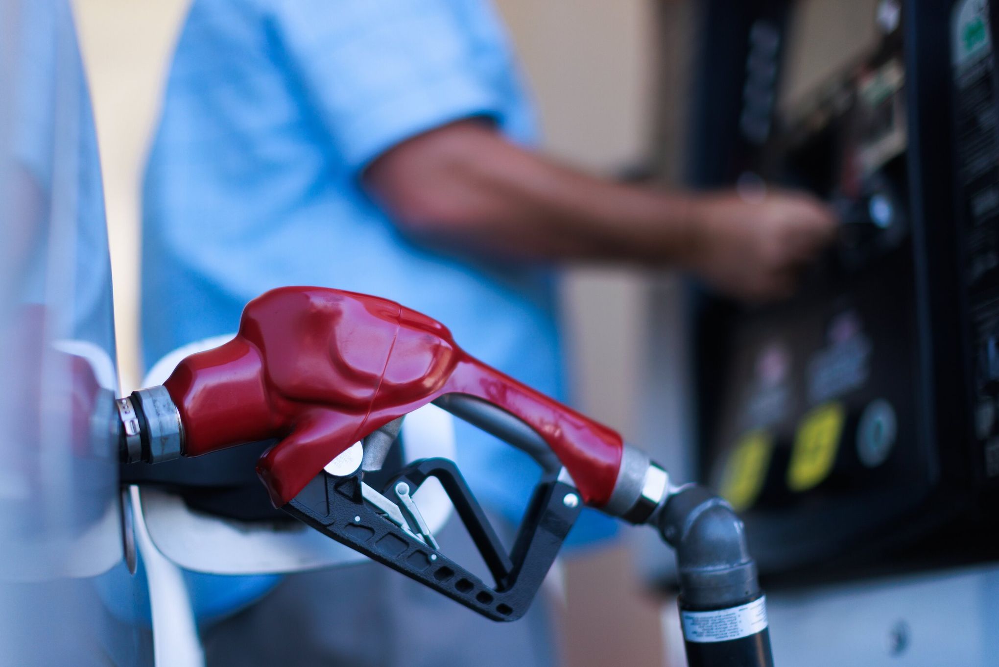Middle East war could bring even higher gas prices to WA | The Seattle Times