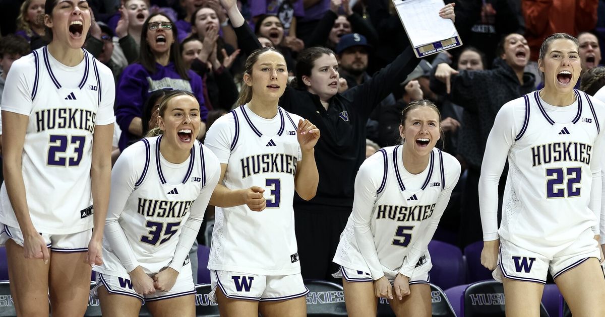 Washington Husky women await NCAA tournament bracket reveal on Selection Sunday
