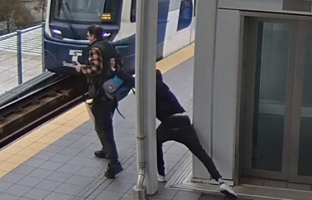 Seattle man charged after allegedly pushing man toward oncoming train | The  Seattle Times
