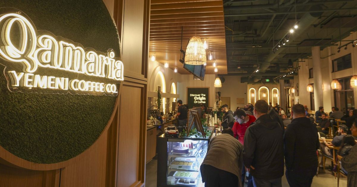 The light rail stations along the new 2 Line will likely bring new patrons to some of the Eastside's best restaurants. Here's a handy list.