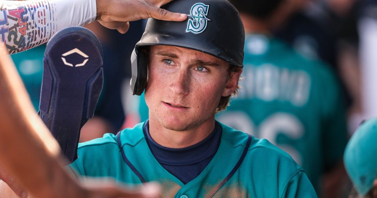 Colt Emerson, Mariners’ top prospect, lands long-term deal with Seattle