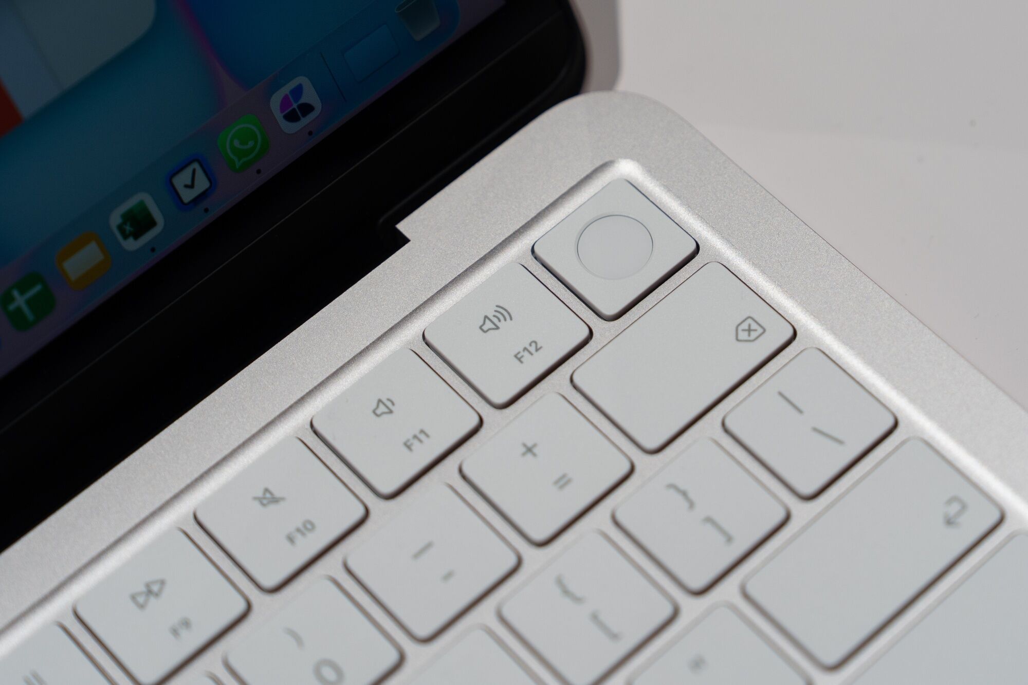 Apple Launches $599 MacBook Neo, Threatening Windows PC Market