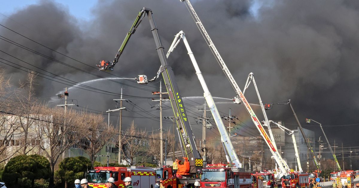 Officials say 14 were killed in fire at South Korean auto ...