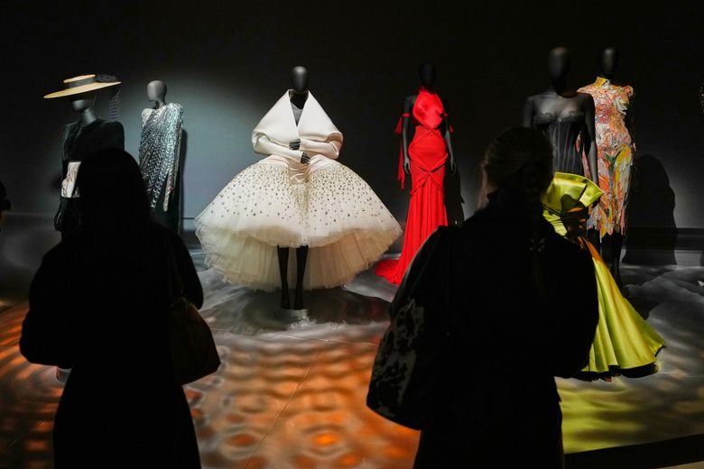 Lobsters and red carpet gowns: A new show celebrates Schiaparelli's surrealist fashion | The Seattle Times Lobsters and red carpet gowns: A new show celebrates Schiaparelli's surrealist fashion | The Seattle Times