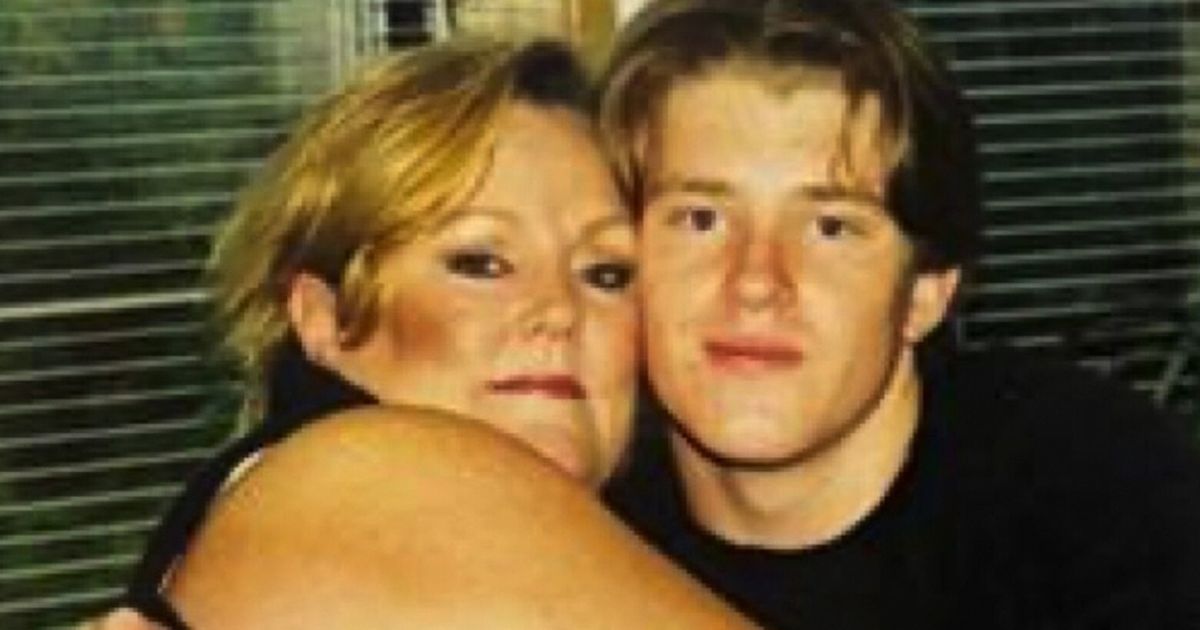 A lawsuit that blames Seattle’s 911 service for the death of a caller who waited 10 hours for an ambulance — and who allegedly never got care — is moving forward.