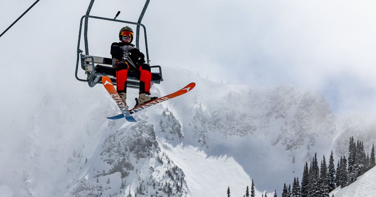 An April snowstorm and cold weather have allowed Crystal Mountain and other Washington ski areas to extend their season despite the poor winter.