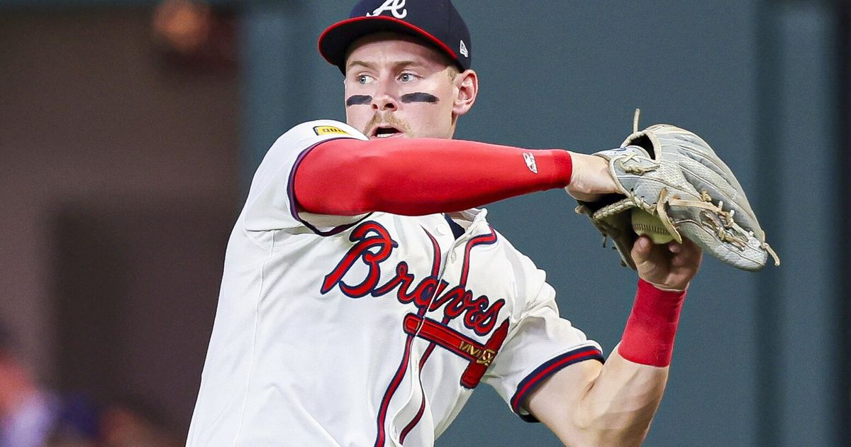 As 20-year-old Colt Emerson waits to debut in MLB, former Mariner Jarred Kelenic's continued struggles underscore how difficult it can be for top prospects to succeed, columnist @mikevorel writes.