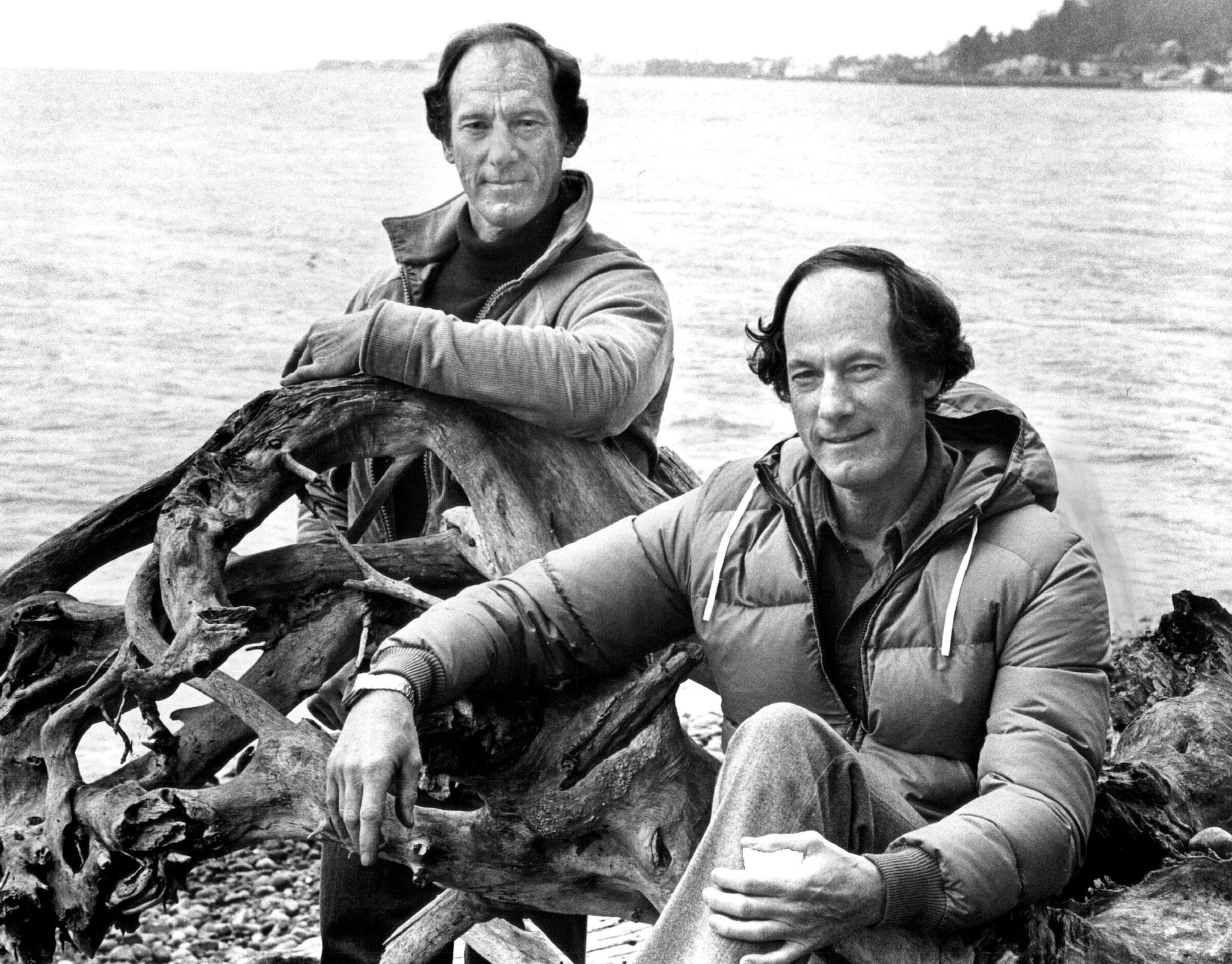 Lou Whittaker, left, and Jim Whittaker at Jim’s home on Beach Drive in West Seattle. The twins shared mountains of achievements and eerie similarities. (Ann E. Yow / The Seattle Times, 1980)