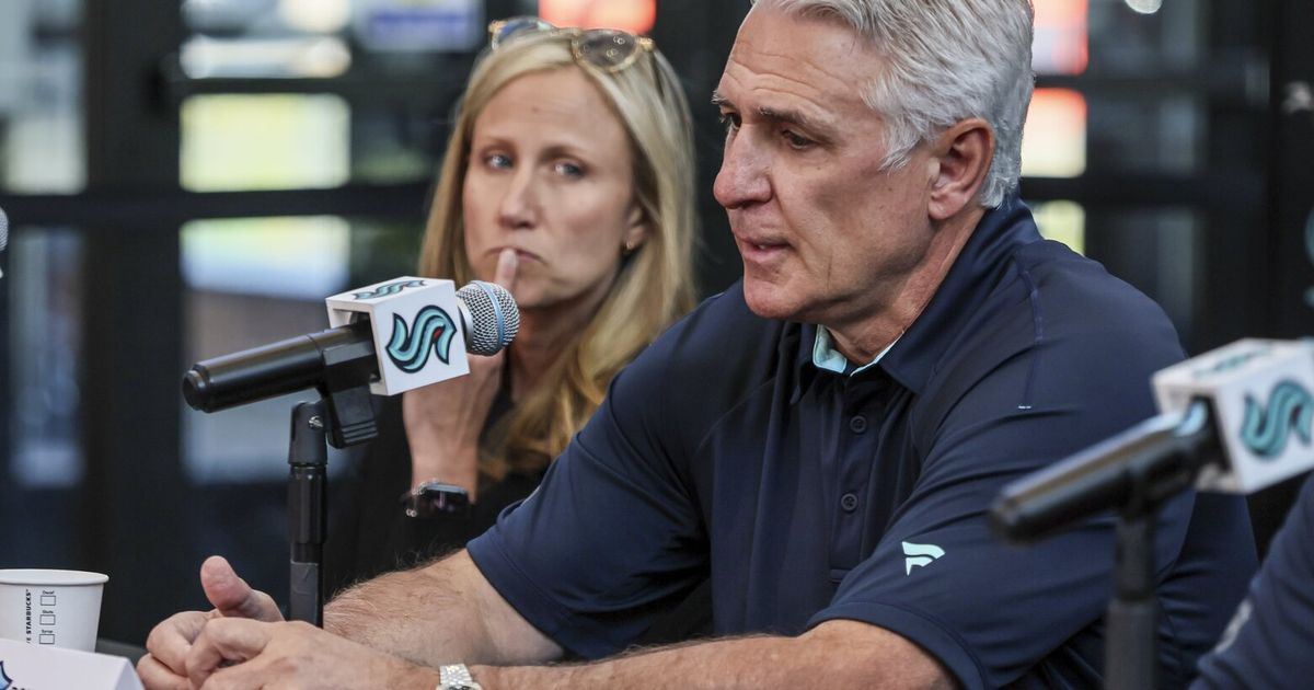 It’s obvious, from the Kraken's front office to the roster, more change is warranted than just moving on from Ron Francis, columnist @mikevorel writes.