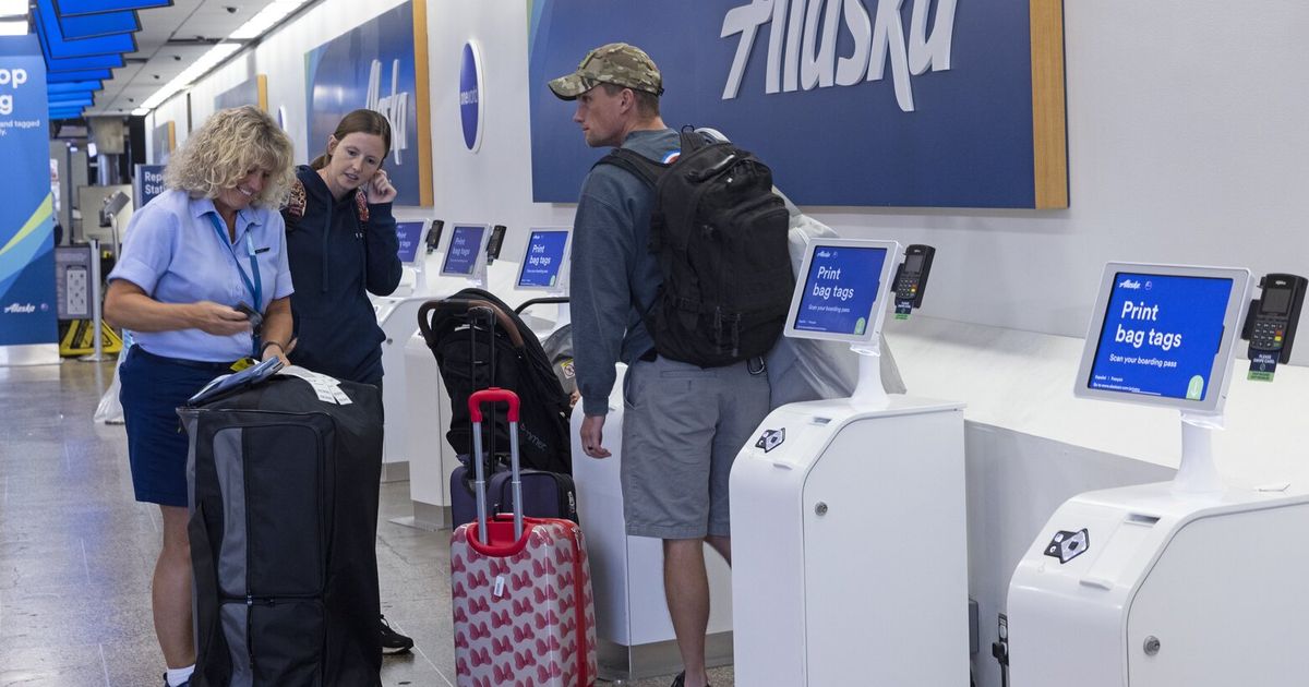 Alaska Airlines announced Thursday that it will bump baggage fees in North America due to rising jet fuel costs and “an uncertain global environment.”