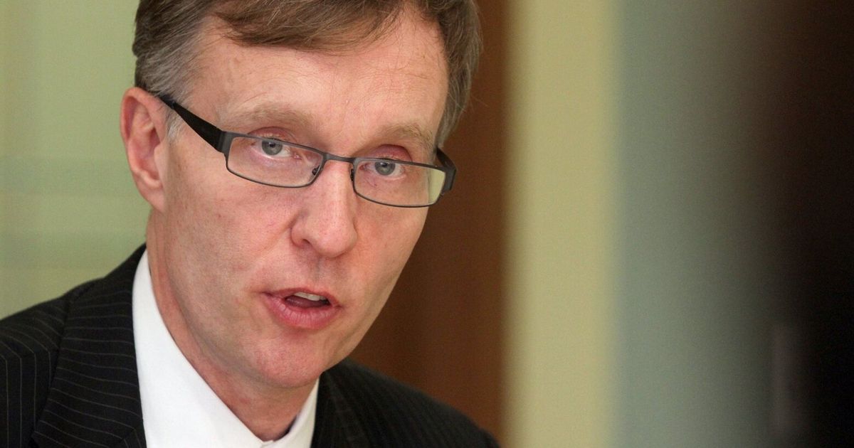 Washington’s new high-earners income tax drew an anticipated legal challenge Thursday as opponents announced a lawsuit arguing the law violates the state constitution.