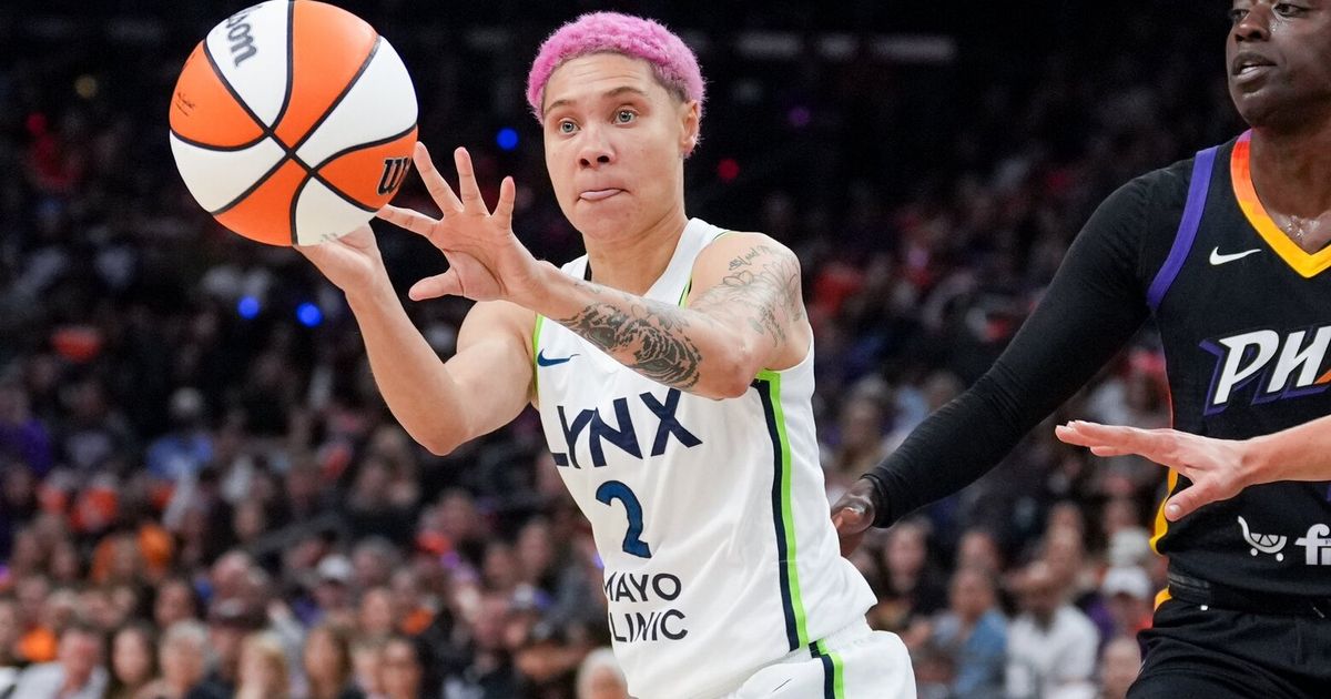 Natisha Hiedeman, the backup guard, pink-haired fan favorite and social media sensation, is reportedly the first free agent to sign with the Storm.