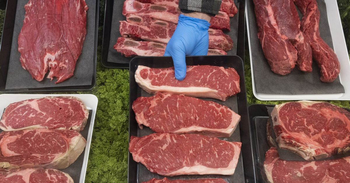 Food fight: Navigating the mixed messages of two dietary guidelines