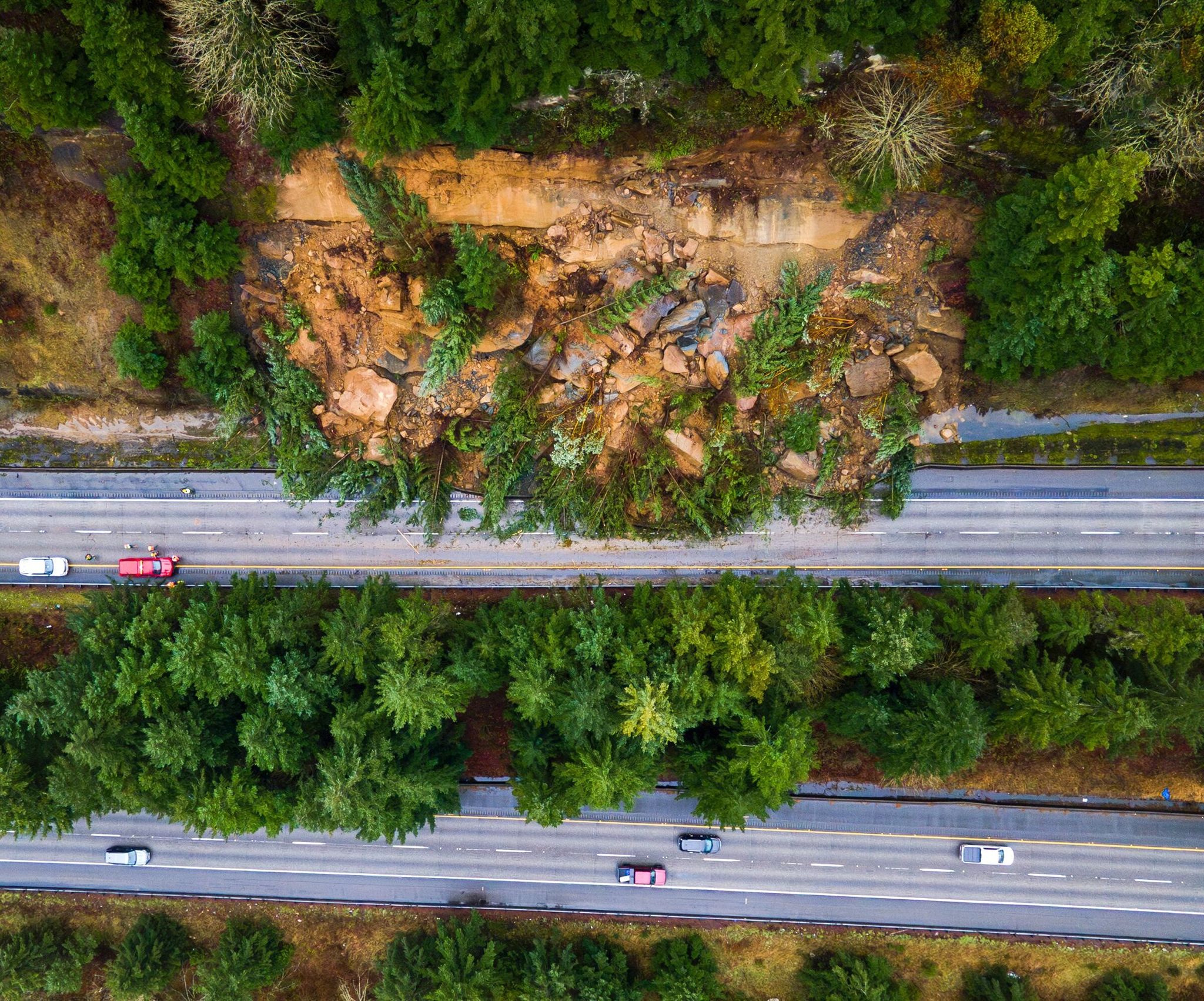 The landslide covered much of the northbound lanes on I-5 on March 20, about half a mile north of milepost 248. (Finn Wendt / Cascadia Daily News)
