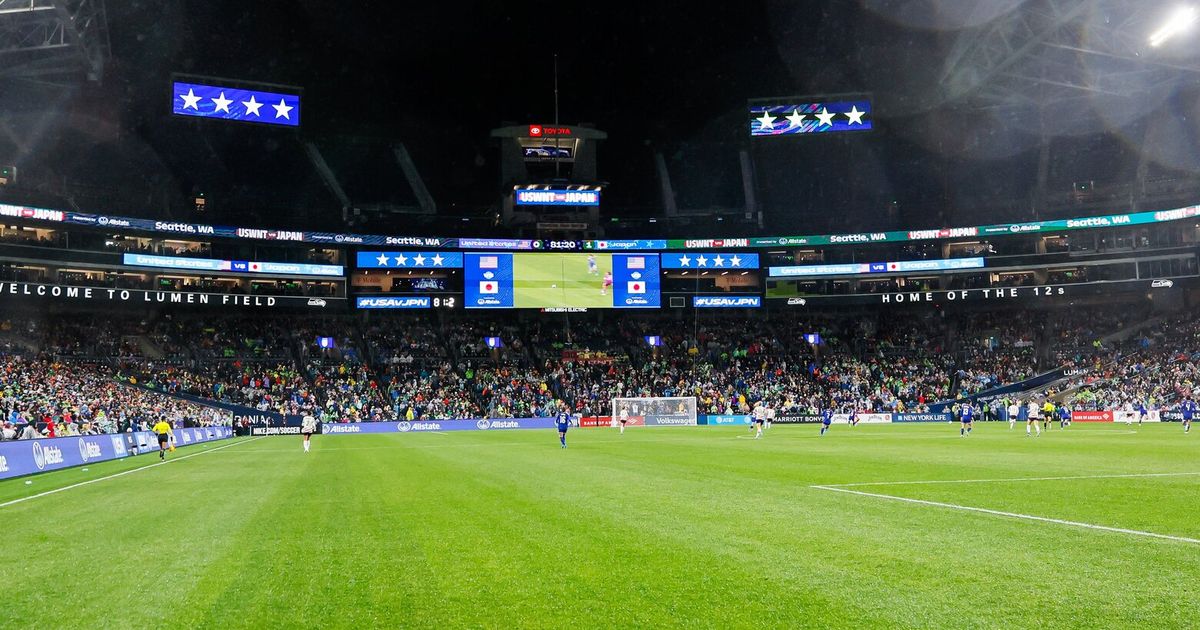 Lumen Field's long-awaited grass field installed for the FIFA Men’s World Cup made its debut this week. After a two-day stress test, it earned good reviews from players and coaches.