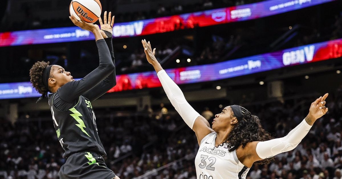 After losing their top five scorers to free agency, the Storm appear to be embarking on a full rebuild. Columnist @mikevorel explores: Can Dominique Malonga surge in her second season?