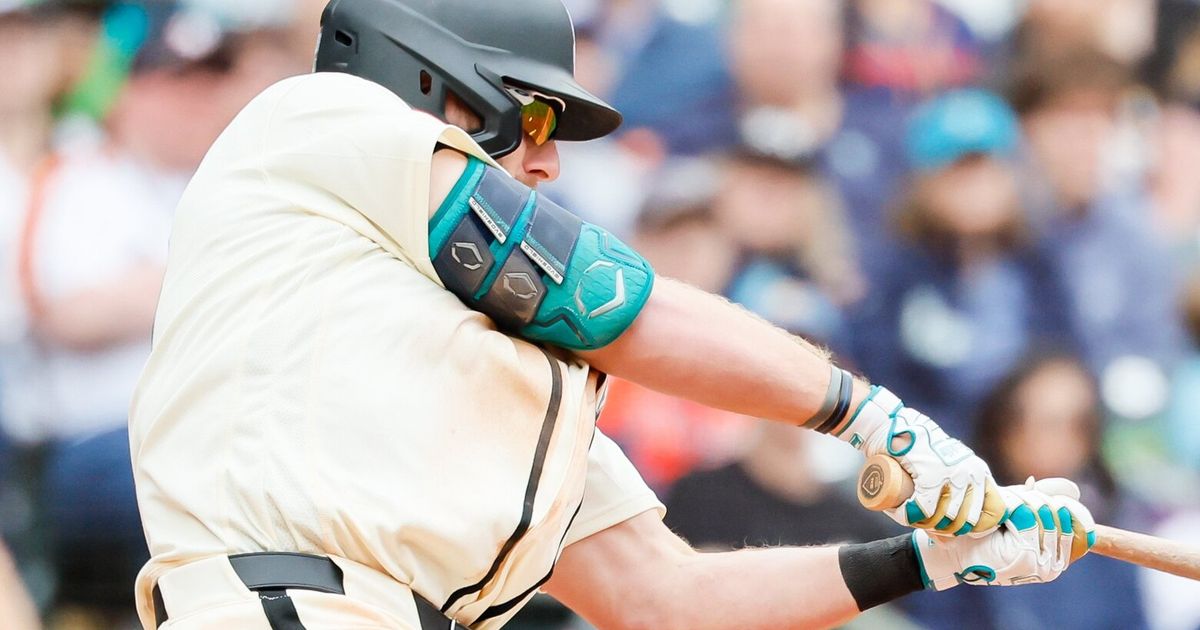 Mariners Luke Raley How Mariners’ Luke Raley rediscovered his hitting flow with the help of ...