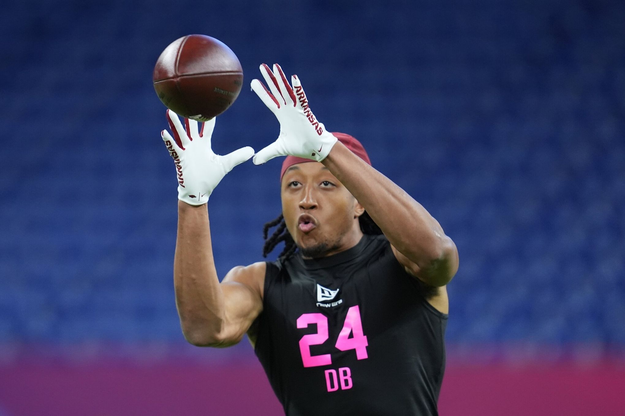 Seahawks take Julian Neal of Arkansas in third round of the NFL draft | The  Seattle Times