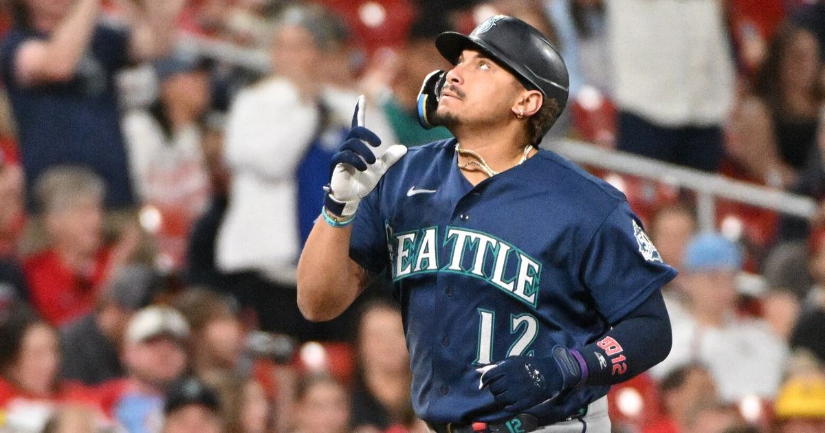 Furthering distancing himself from the worst slump of his career, Josh Naylor belted the go-ahead home run to help the Mariners beat the Cardinals.