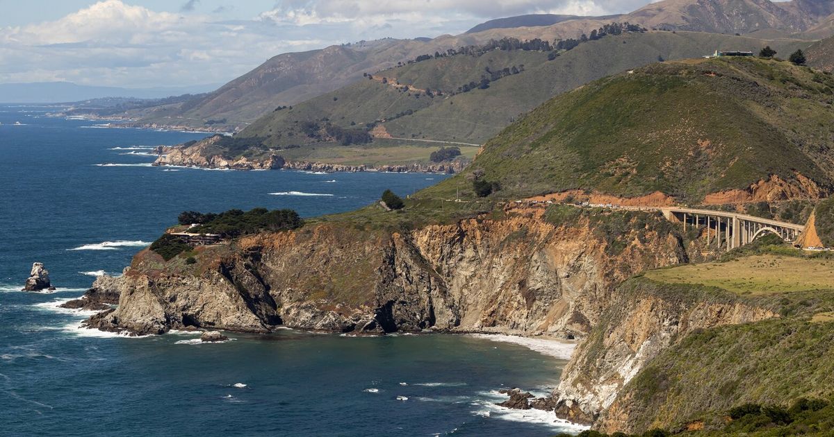 California’s Big Sur sees evacuation orders as Timber fire grows - image 2