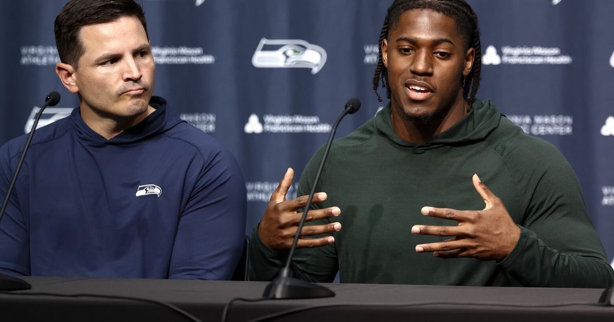 Seahawks introduce first-round pick Jadarian Price to Seattle