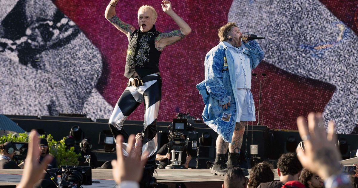 10 bizarre minutes backstage with David Lee Roth at Coachella