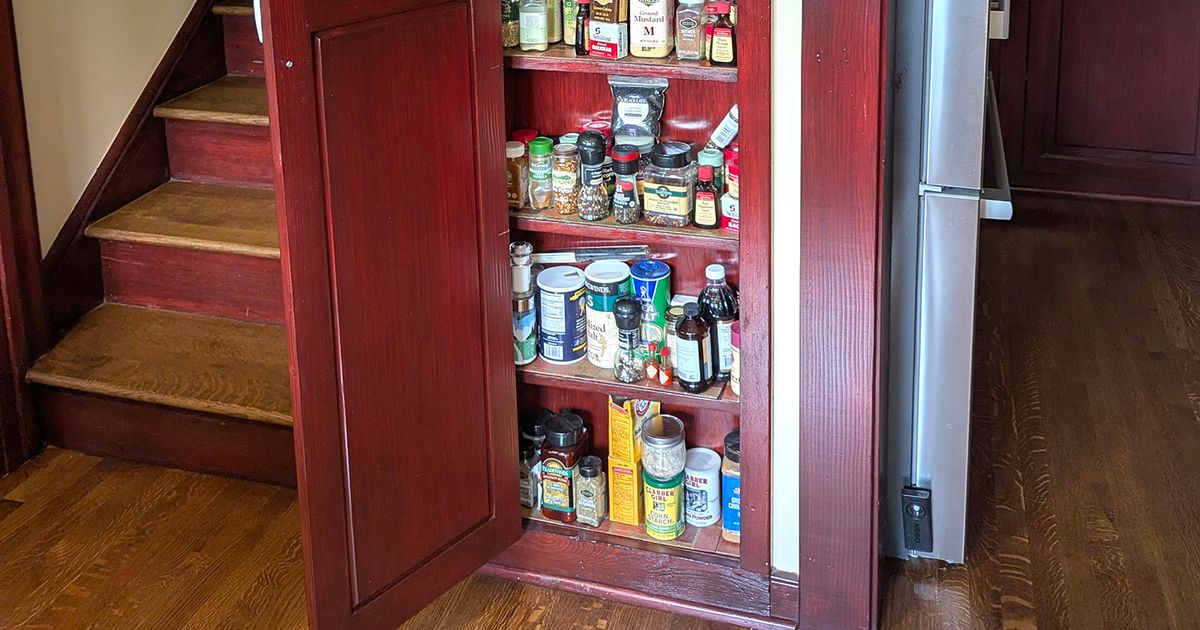 A built-in spice cabinet tutorial