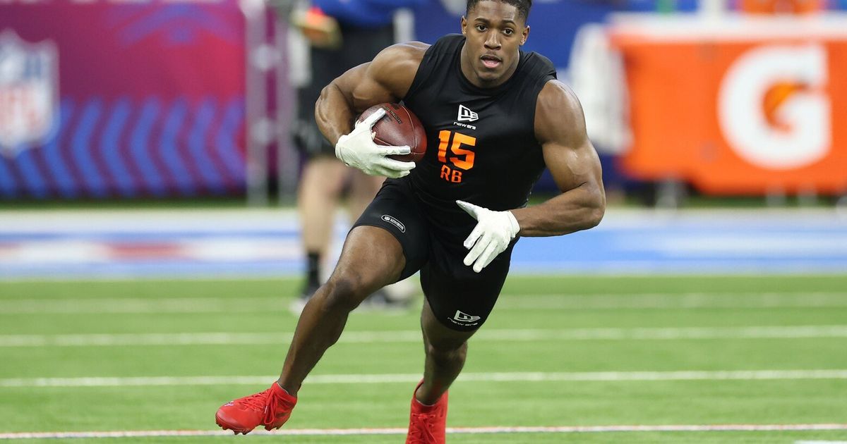 The Seahawks seemed to have finally learned that boredom in the NFL draft room in April is what leads to bedlam in the streets in February, columnist @Matt_Calkins writes.