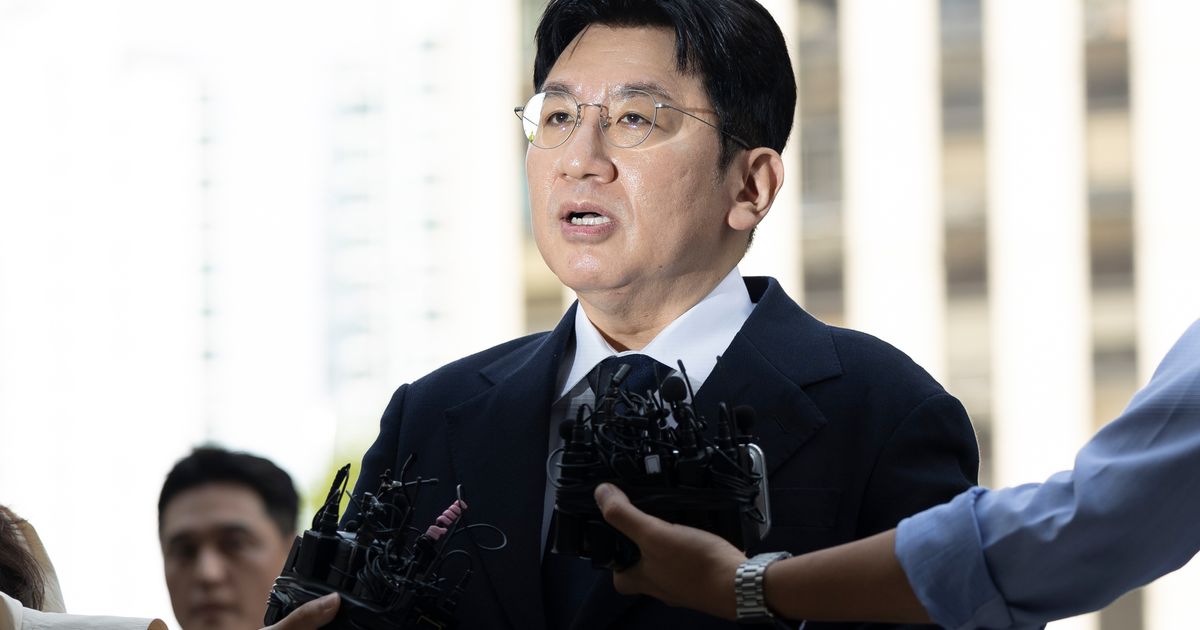 South Korean prosecutors deny police request for arrest warrant for K-pop mogul behind BTS