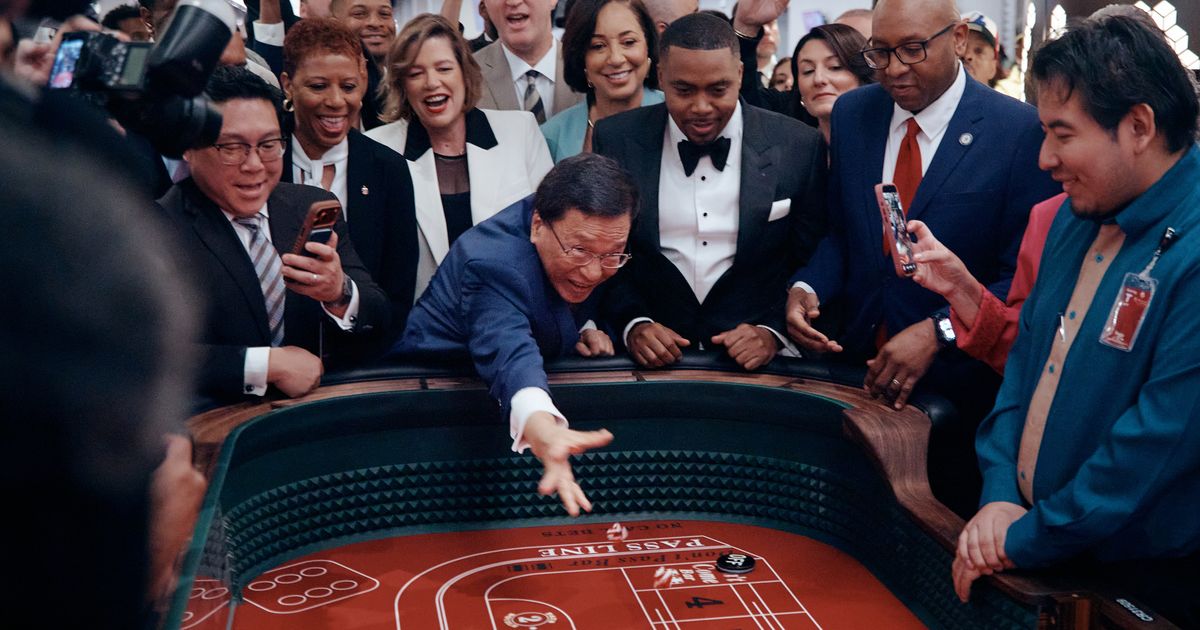 New York City’s first full casino with live table games opens