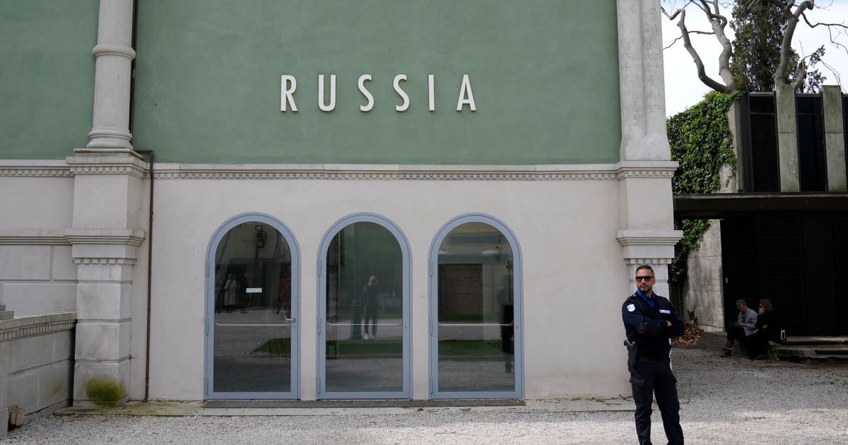 EU pulls $2.4 million from Venice Biennale over Russia’s return