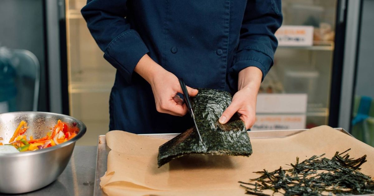 Seaweed gains ground in US kitchens as chefs look beyond sushi | The ...