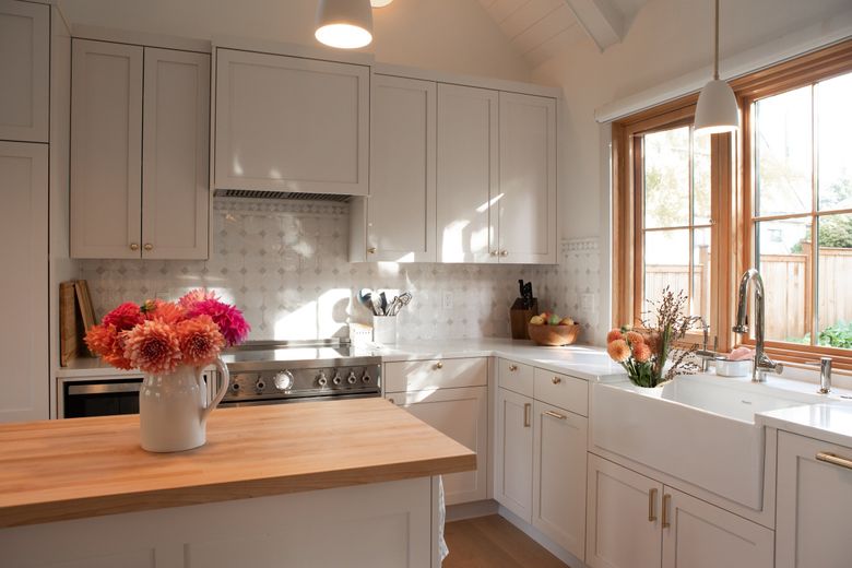 A full kitchen means meals can be prepared independently from the main house or together for holidays and other gatherings. (Melissa Kaseman / Courtesy of Lauren Crocco A+D)