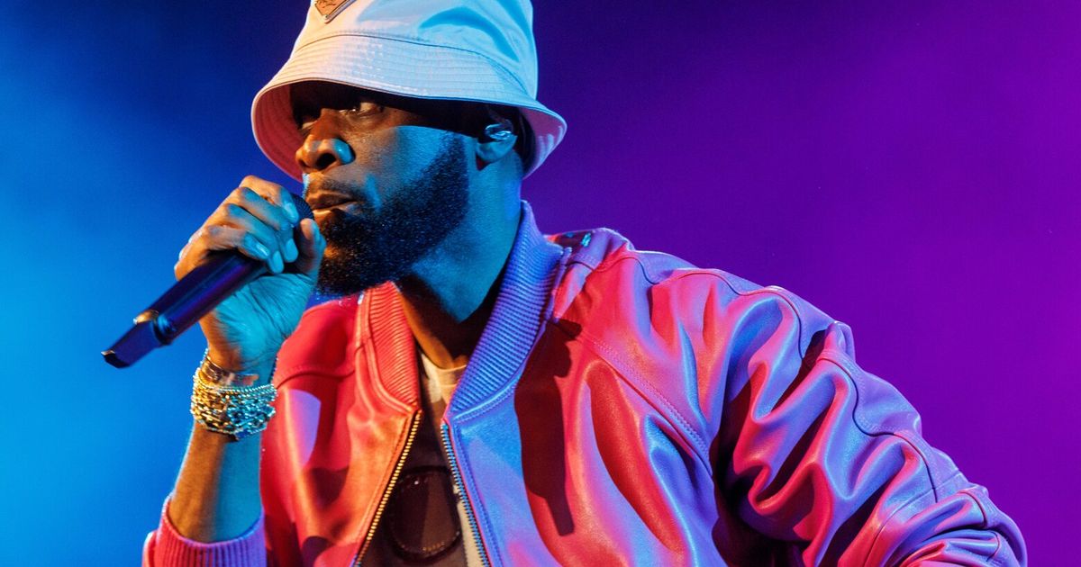 Fugees rapper Pras reports to prison to begin 14-year sentence