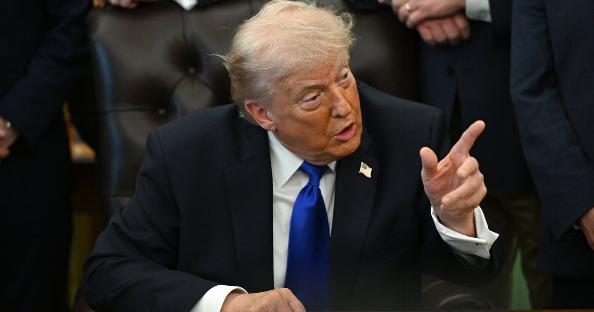 Trump signs order expanding access to retirement accounts