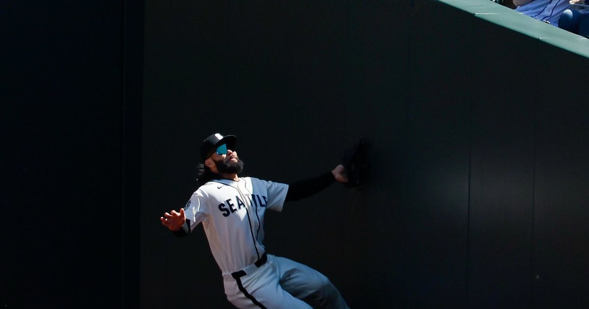 Photos: Seattle Mariners lose to Kansas City Royals, 4-1