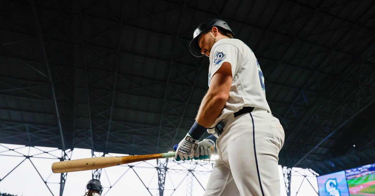 Cal Raleigh returns to Mariners lineup after missing 3 games with soreness