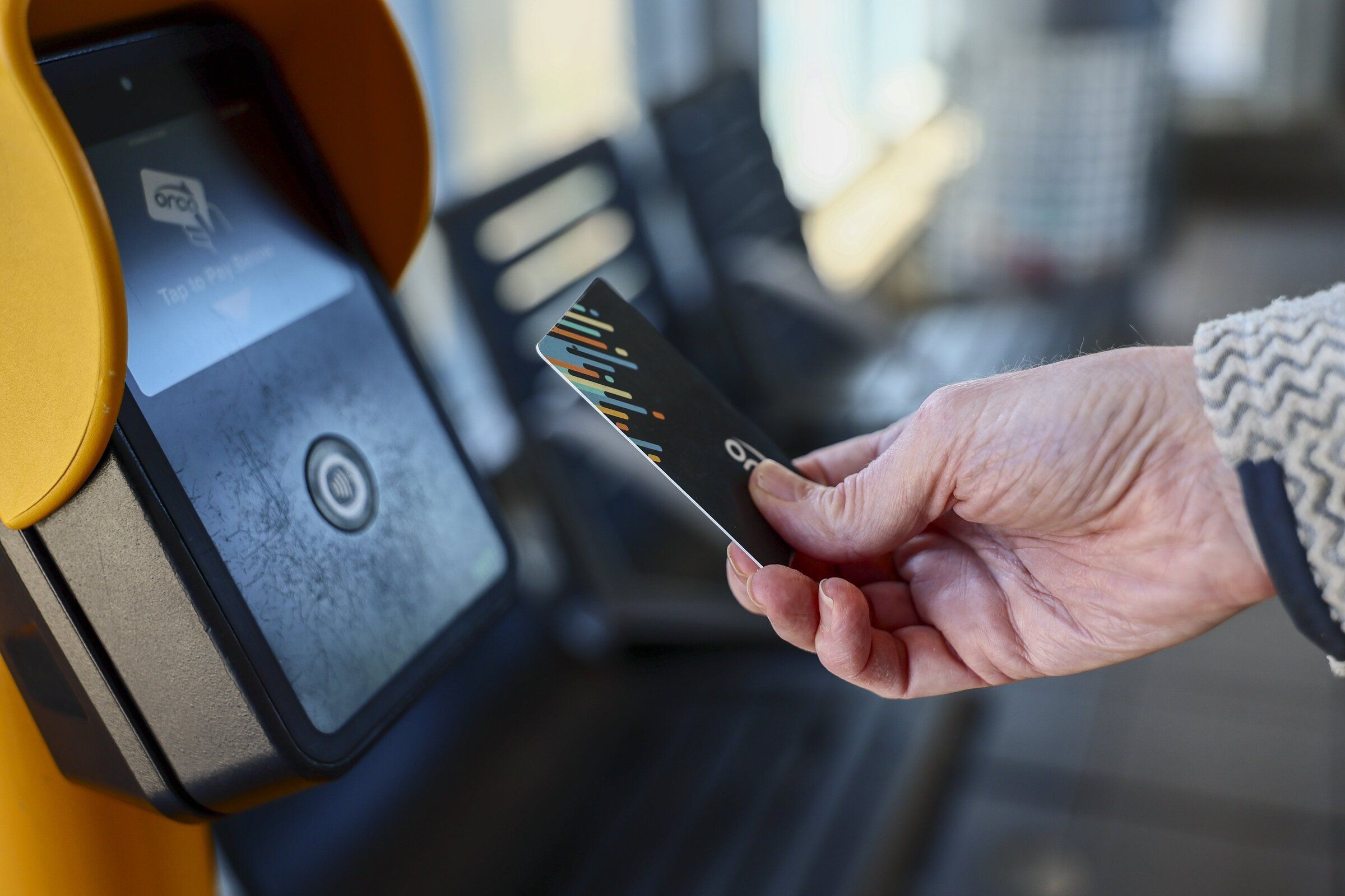 New credit card readers on Seattle transit charging untapped cards